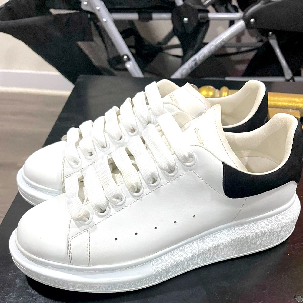 Alexander McQueen sneakers black suede
